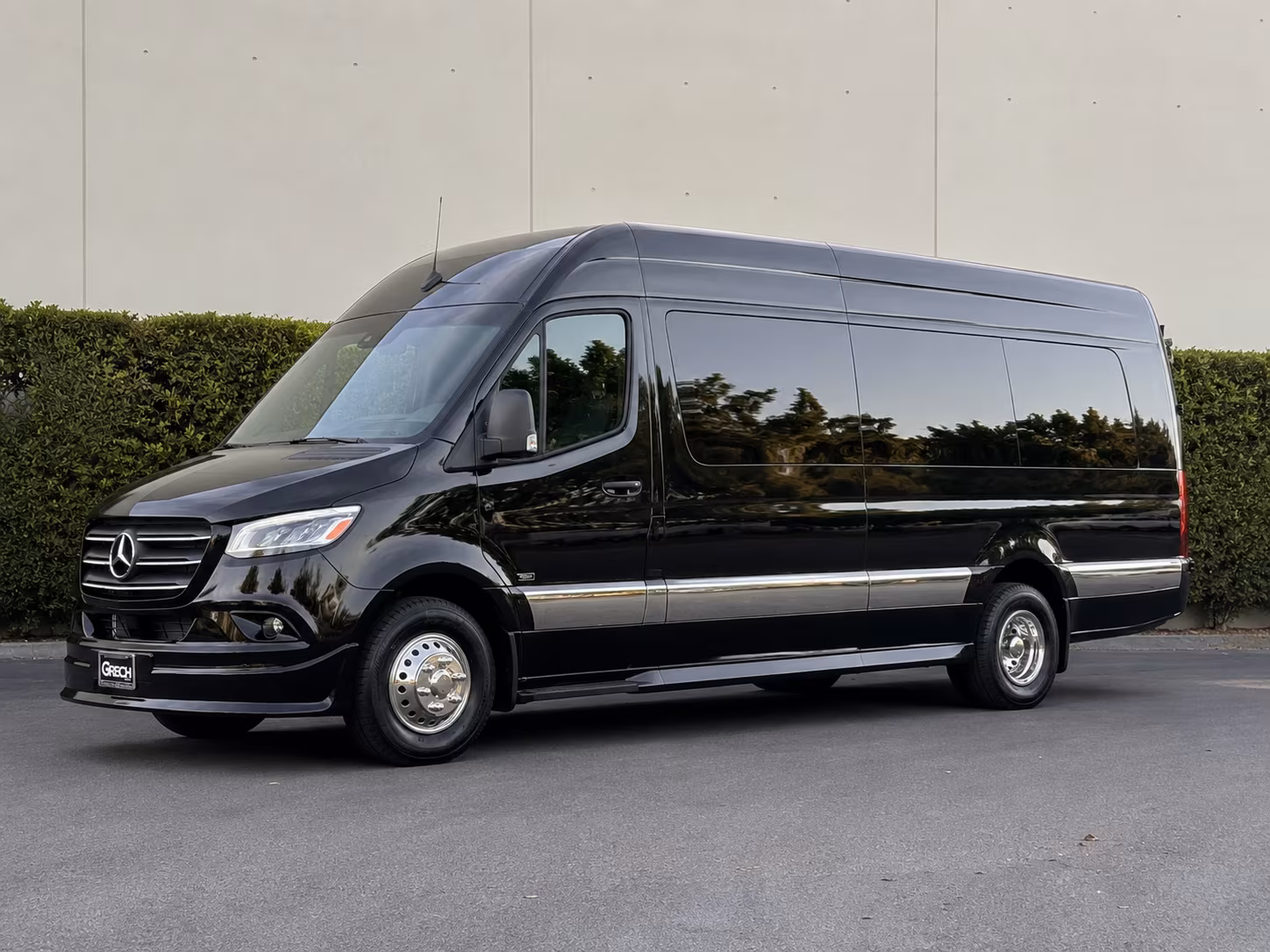 Rent a Bus to San Antonio International Airport
