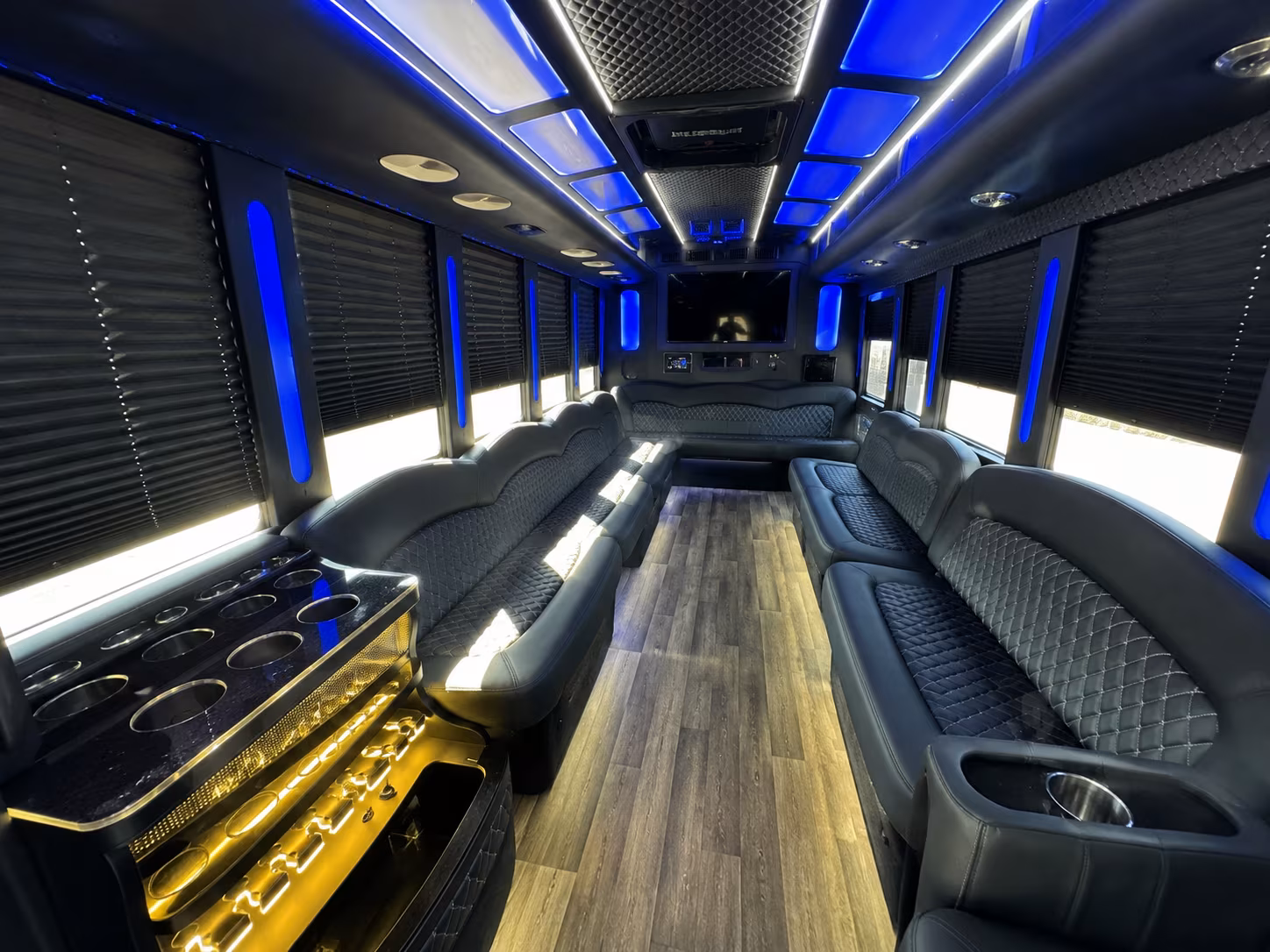New Braunfels Homecoming & Prom Party Bus Rentals