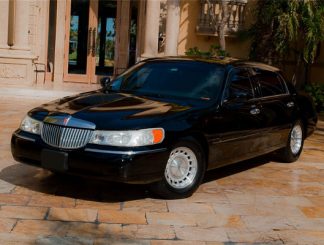 Lincoln Sedan San Antonio Rental